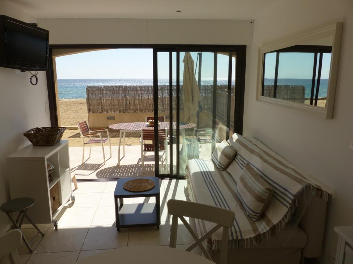 Appartement Face A La Mer La Croix-Valmer Exteriér fotografie