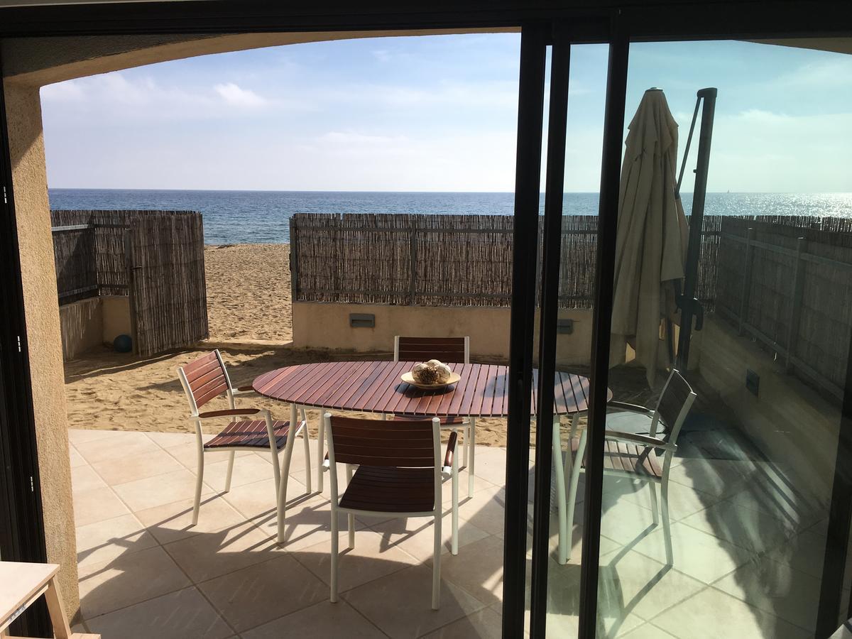 Appartement Face A La Mer La Croix-Valmer Exteriér fotografie