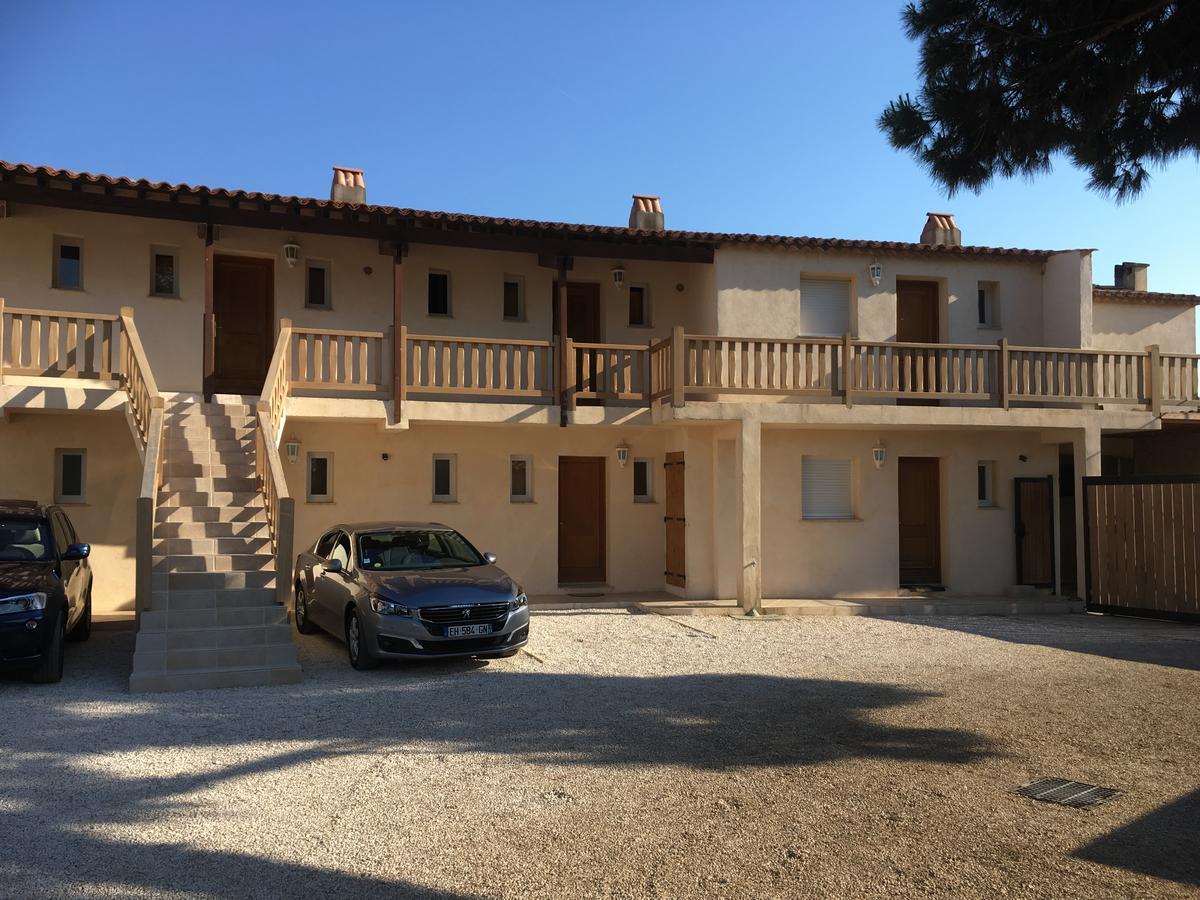 Appartement Face A La Mer La Croix-Valmer Exteriér fotografie